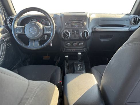 Used 2018 Jeep Wrangler Sport image 12