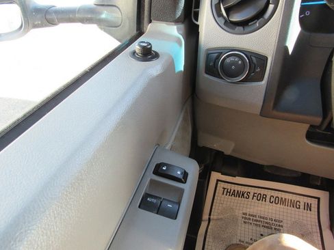 Used 2023 Ford E-350 and Econoline 350 Super Duty w/ Power Windows & Locks Group image 45
