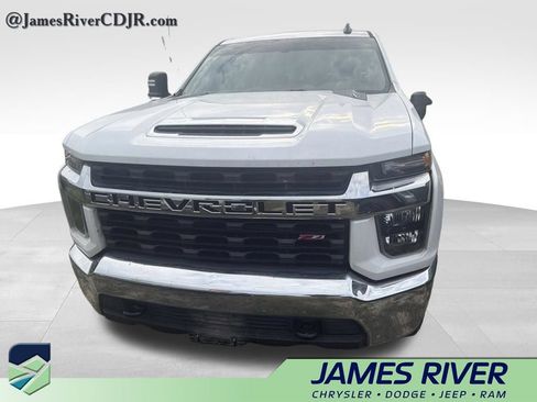 Used 2020 Chevrolet Silverado 2500 LT w/ Z71 Off-Road Package AWD/4WD image 3