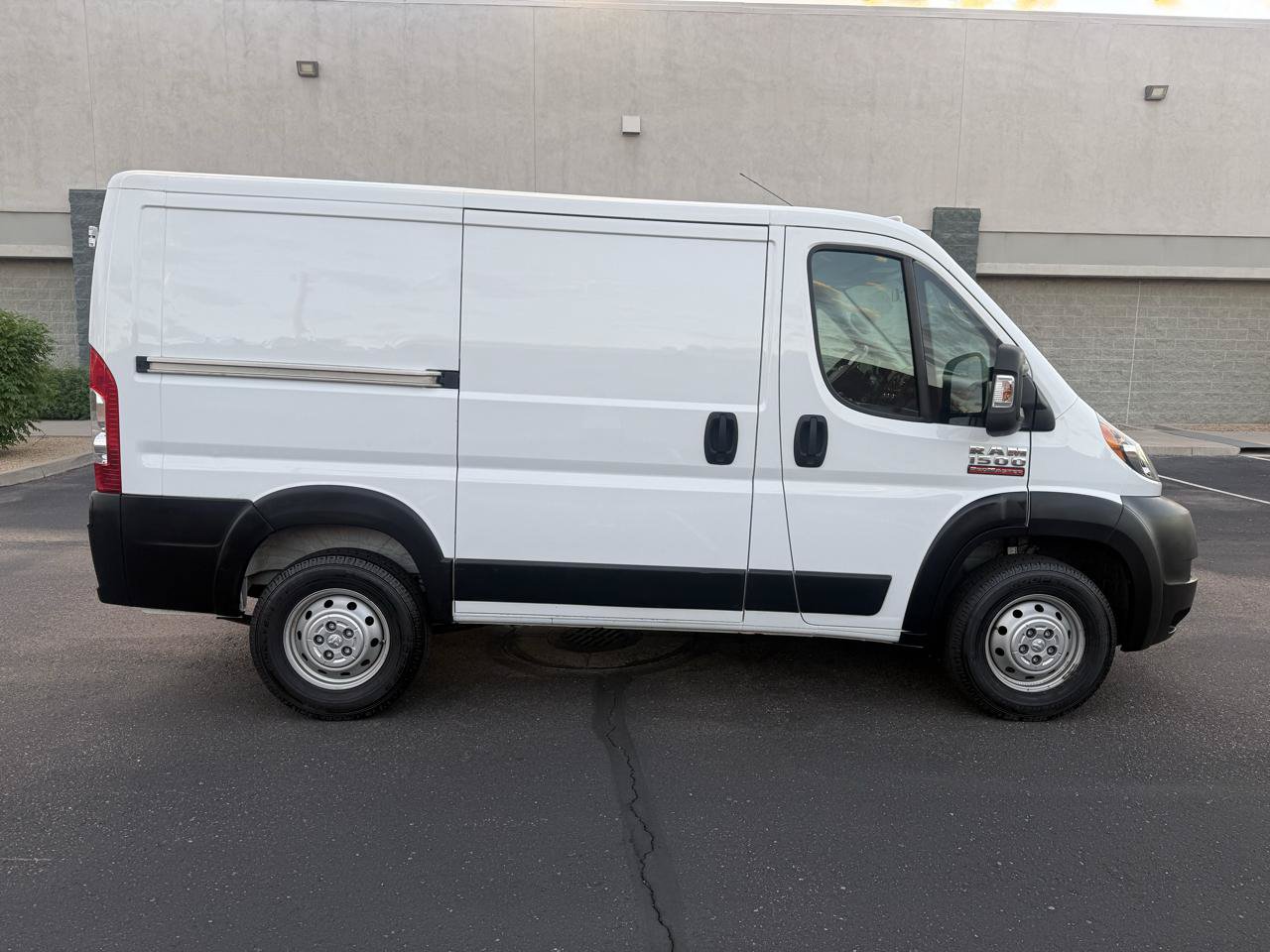 Used 2020 RAM ProMaster 1500 w/ Interior Convenience Group FWD image 2