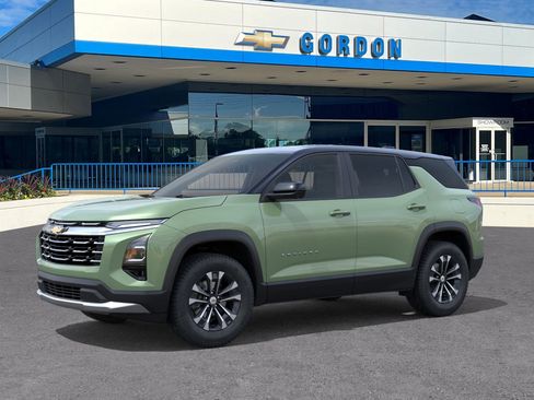 New 2026 Chevrolet Equinox LT w/ Convenience Package II image 2