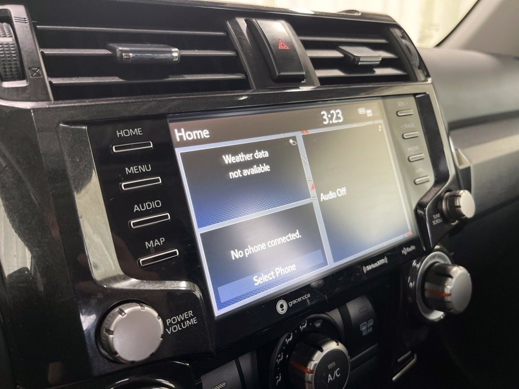 Used 2021 Toyota 4Runner Venture w/ Moonroof Package AWD/4WD image 12