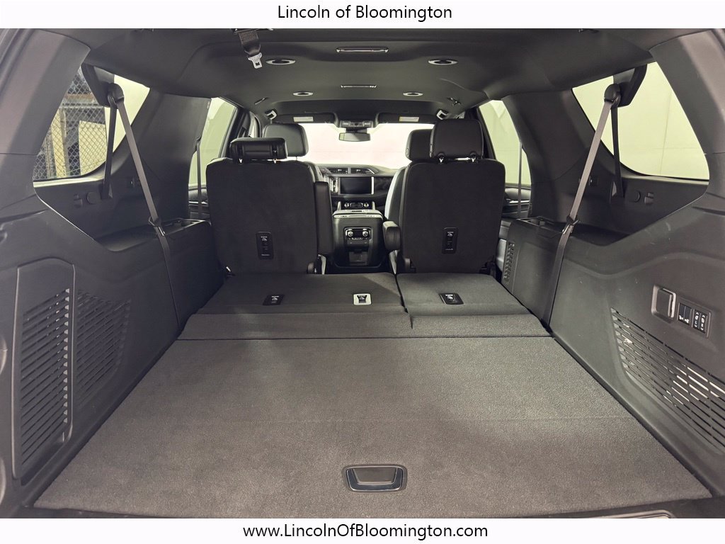 Used 2024 GMC Yukon XL Denali AWD/4WD image 15