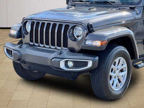 Used 2023 Jeep Gladiator Sport AWD/4WD image 36