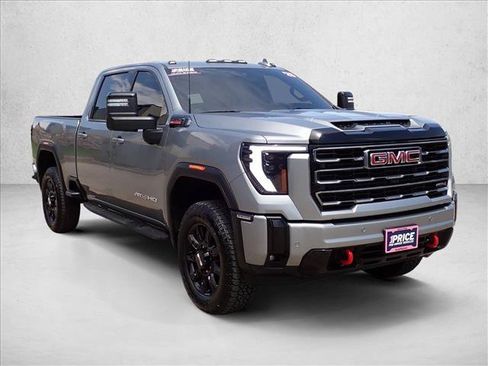 Used 2025 GMC Sierra 2500 AT4 w/ AT4 Premium Plus Package AWD/4WD image 6