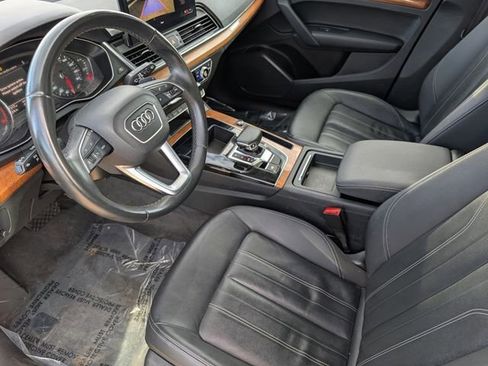 Used 2021 Audi Q5 2.0T Premium image 11