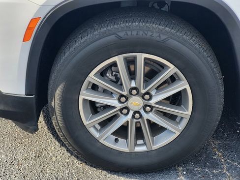 Used 2022 Chevrolet Traverse LT w/ LPO, Cargo Package image 8