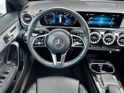 Used 2023 Mercedes-Benz CLA 250 image 13