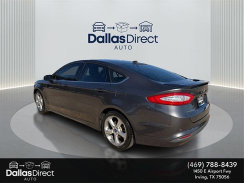 Used 2015 Ford Fusion SE image 8