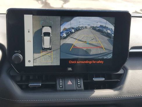 Used 2024 Toyota RAV4 Limited image 29