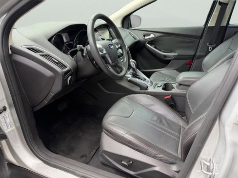 Used 2014 Ford Focus Titanium FWD image 10