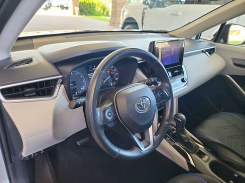 Used 2023 Toyota Corolla Cross LE FWD image 10