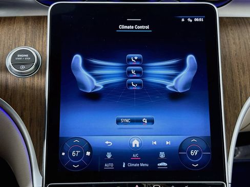 Used 2023 Mercedes-Benz C 300 Sedan image 15
