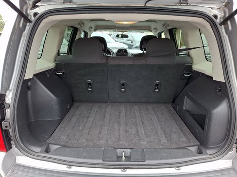 Used 2015 Jeep Patriot Sport w/ Power Value Group FWD image 25