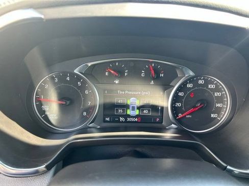Used 2025 Chevrolet Blazer LT FWD image 15
