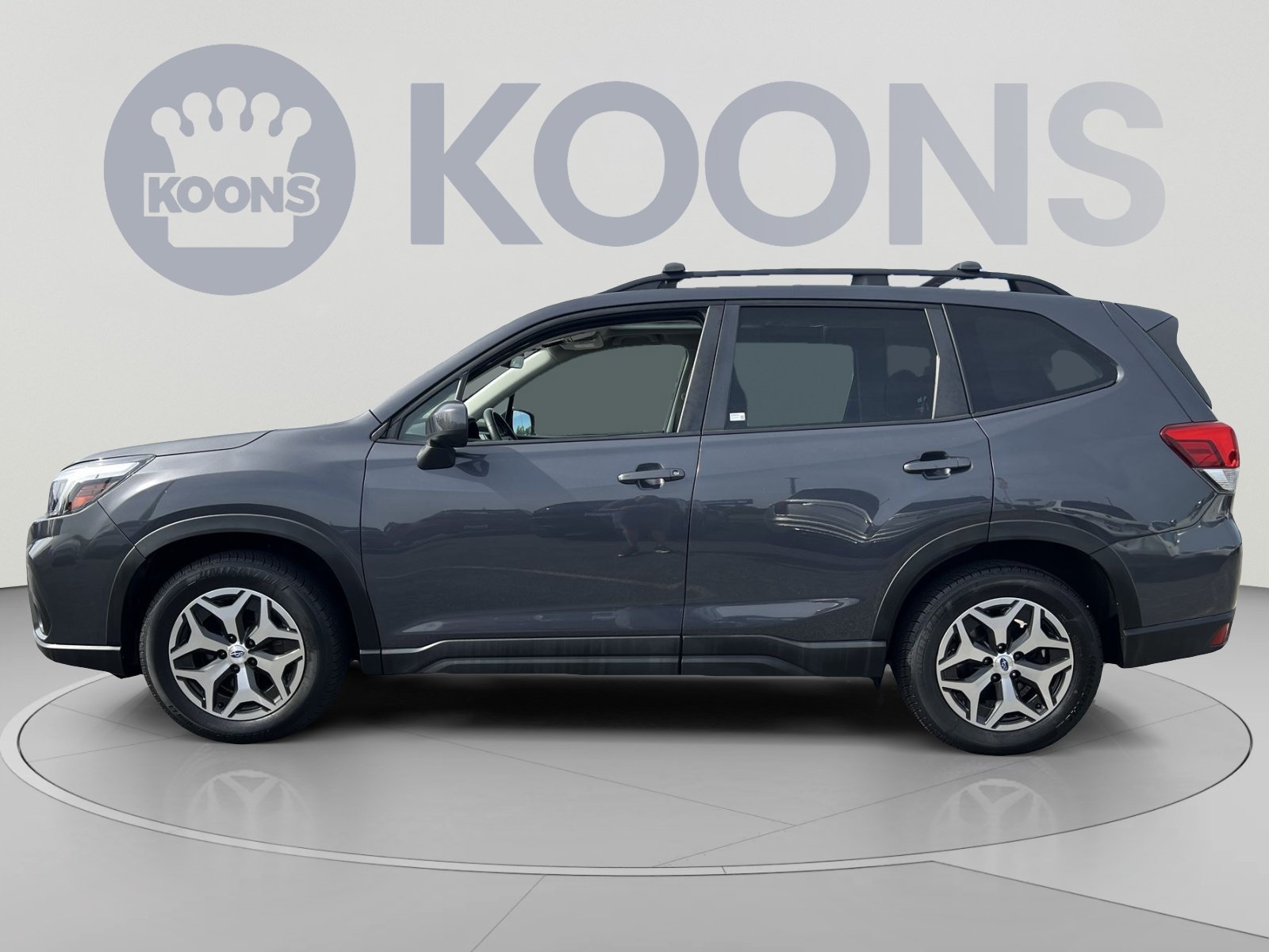 Used 2021 Subaru Forester Premium AWD/4WD image 2