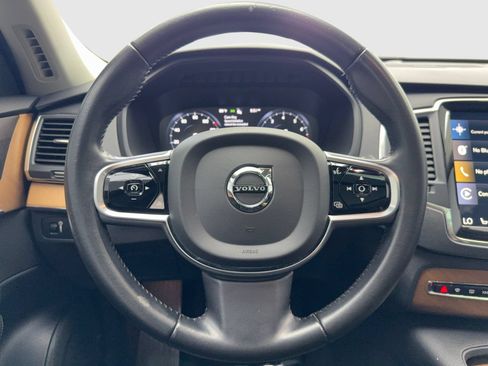 Used 2021 Volvo XC90 T6 Momentum w/ Protection Package Premier AWD/4WD image 19