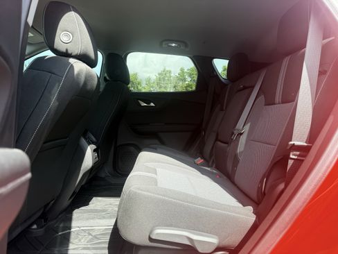 New 2025 Chevrolet Blazer LT w/ Convenience Package image 12