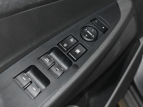 Used 2017 Hyundai Tucson SE w/ SE Popular Package 02 FWD image 5