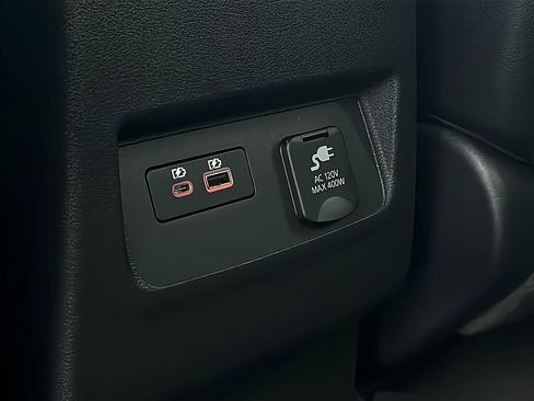 Used 2024 Nissan Frontier SL w/ Technology Package AWD/4WD image 28