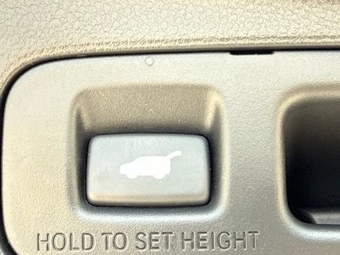 Used 2023 Honda CR-V EX-L image 22