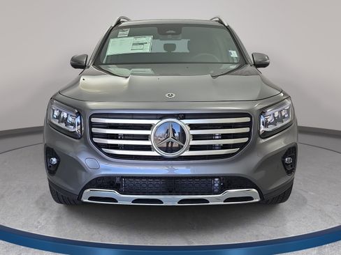 New 2026 Mercedes-Benz GLB 250 image 2