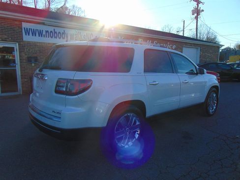 Used 2017 GMC Acadia Limited SLT image 5