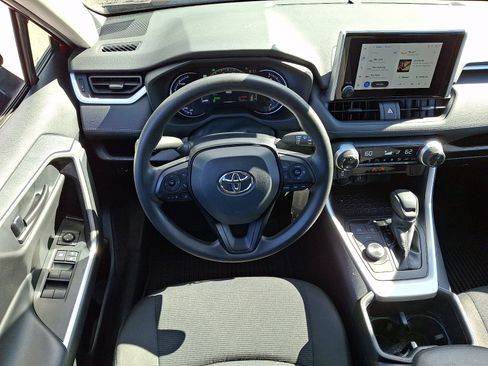 Certified 2025 Toyota RAV4 LE AWD/4WD image 12