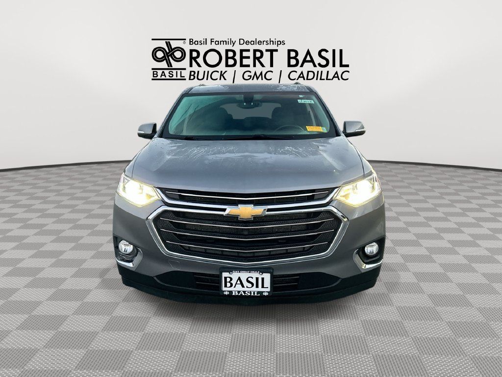 Used 2021 Chevrolet Traverse LT AWD/4WD image 3