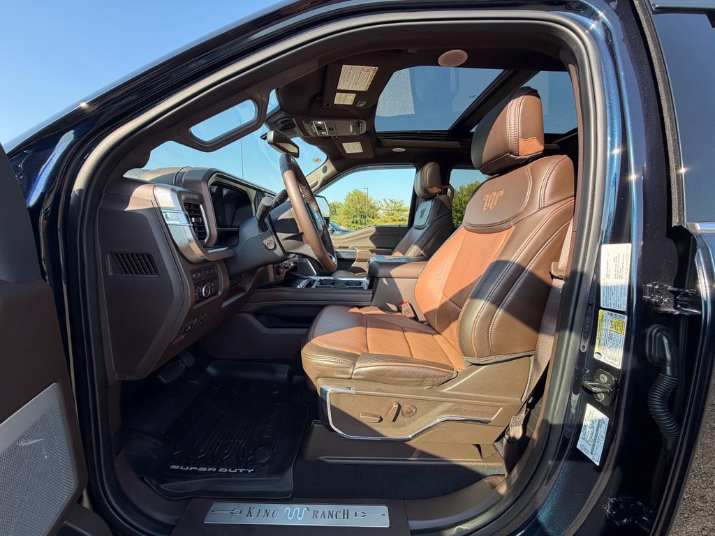 Used 2024 Ford F250 King Ranch AWD/4WD image 2