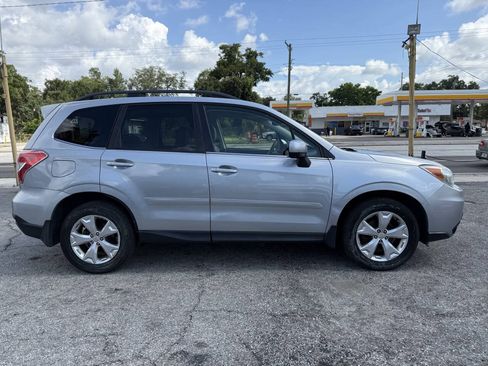 Used 2014 Subaru Forester 2.5i Limited AWD/4WD image 8