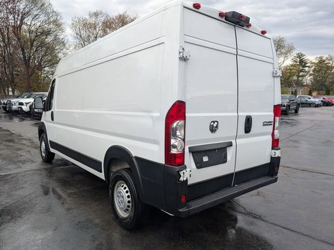 Used 2025 RAM ProMaster 2500 w/ Convenience Group FWD image 5