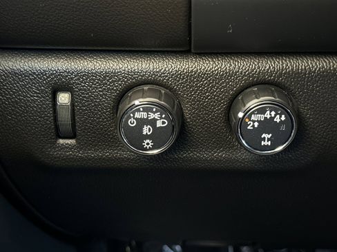 Certified 2022 GMC Canyon Elevation image 33