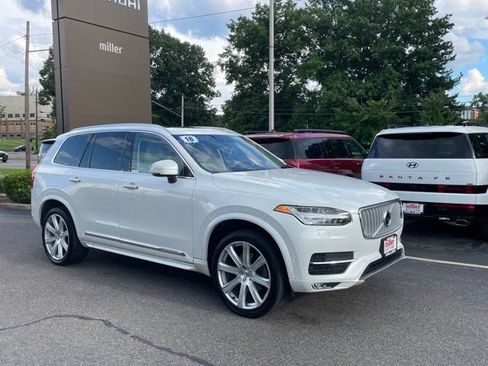 Used 2018 Volvo XC90 T6 Inscription w/ Convenience Package AWD/4WD image 2