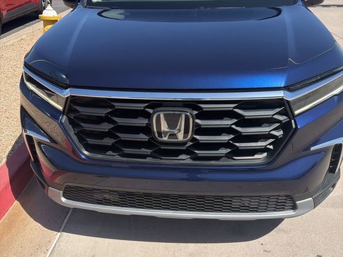 Used 2024 Honda Pilot EX-L image 6