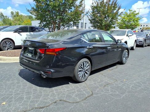 New 2025 Nissan Altima 2.5 SV w/ SV Premium Package image 3