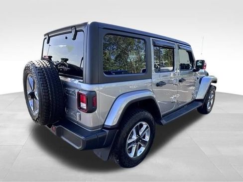 Used 2020 Jeep Wrangler Unlimited Sahara AWD/4WD image 7