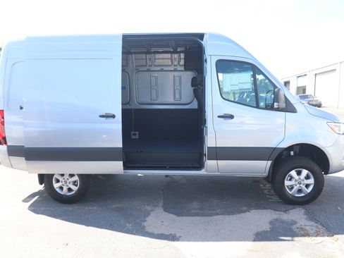New 2026 Mercedes-Benz Sprinter 2500 image 4