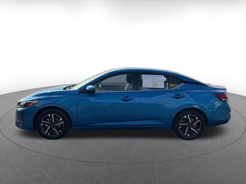 Used 2025 Nissan Sentra SV FWD image 8