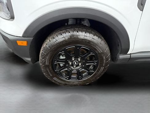 Used 2025 Ford Bronco Sport Badlands AWD/4WD image 26