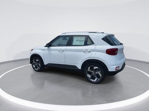 New 2026 Hyundai Venue SEL FWD image 6