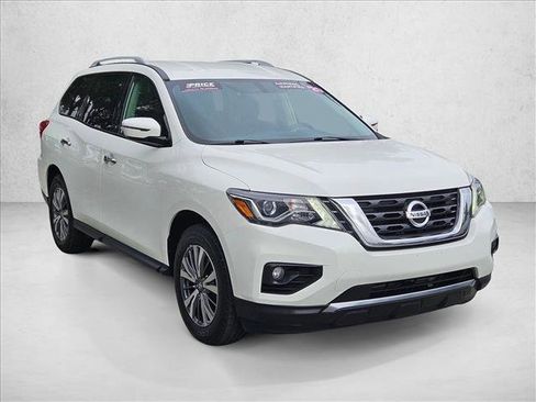 Used 2020 Nissan Pathfinder SV FWD image 3