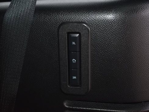 Used 2016 Ford Expedition Limited image 44