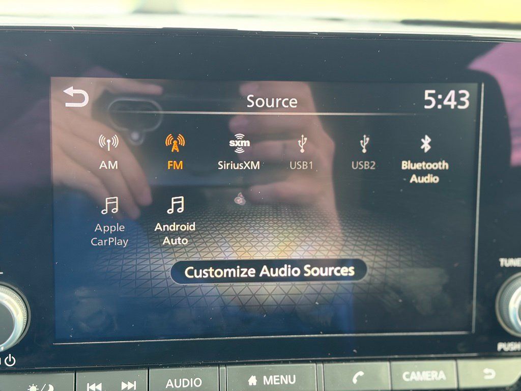 Used 2025 Nissan Pathfinder SV AWD/4WD image 36