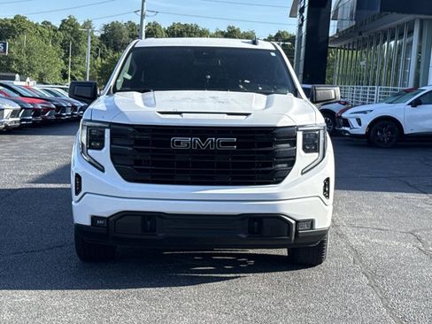 Used 2022 GMC Sierra 1500 Elevation AWD/4WD image 15