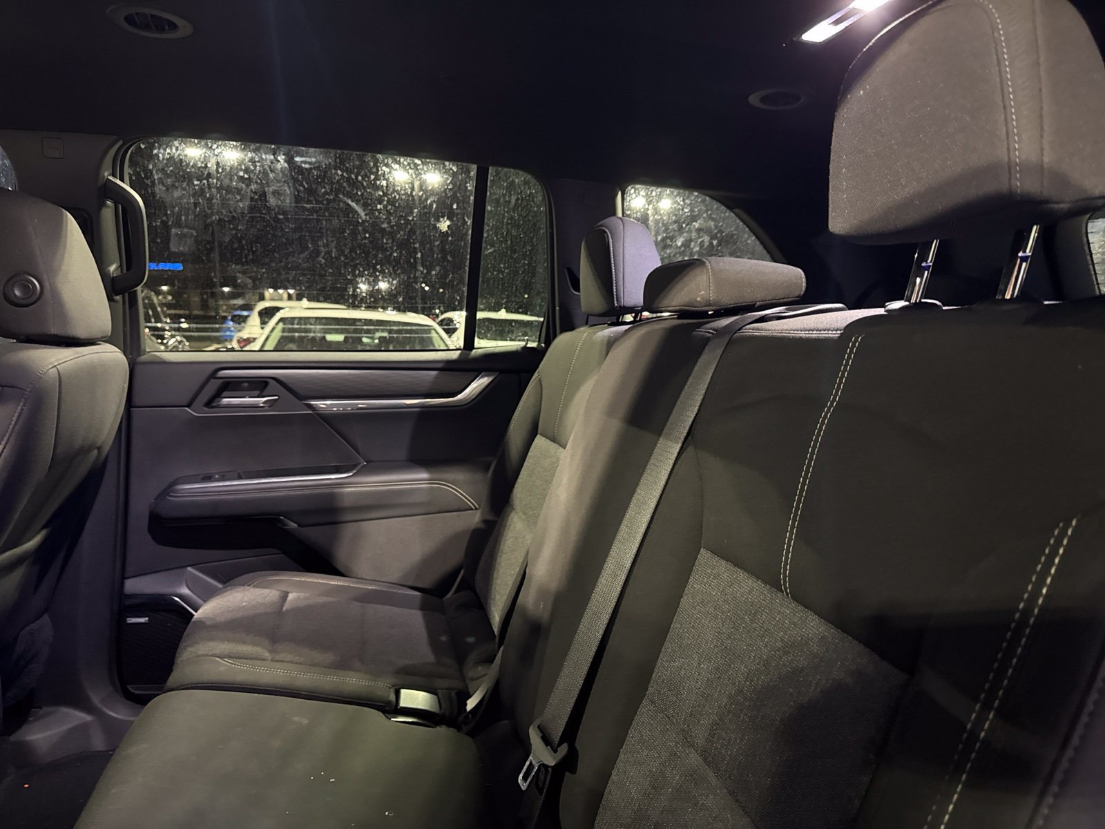 Used 2025 GMC Acadia Elevation FWD image 10