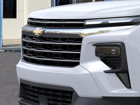 New 2026 Chevrolet Traverse LT w/ Driver Confidence Package FWD image 37