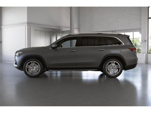 Used 2022 Mercedes-Benz GLS 450 4MATIC image 37
