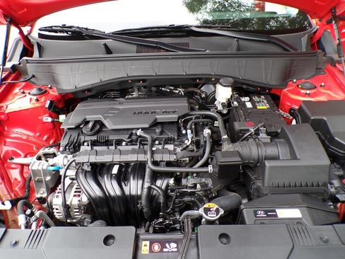 Certified 2026 Hyundai Kona SE AWD/4WD image 32