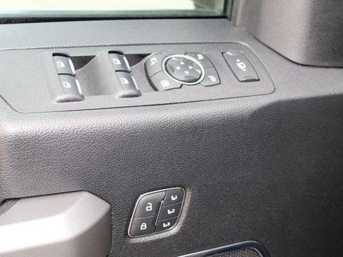 Used 2021 Ford F250 Platinum w/ FX4 Off-Road Package image 43